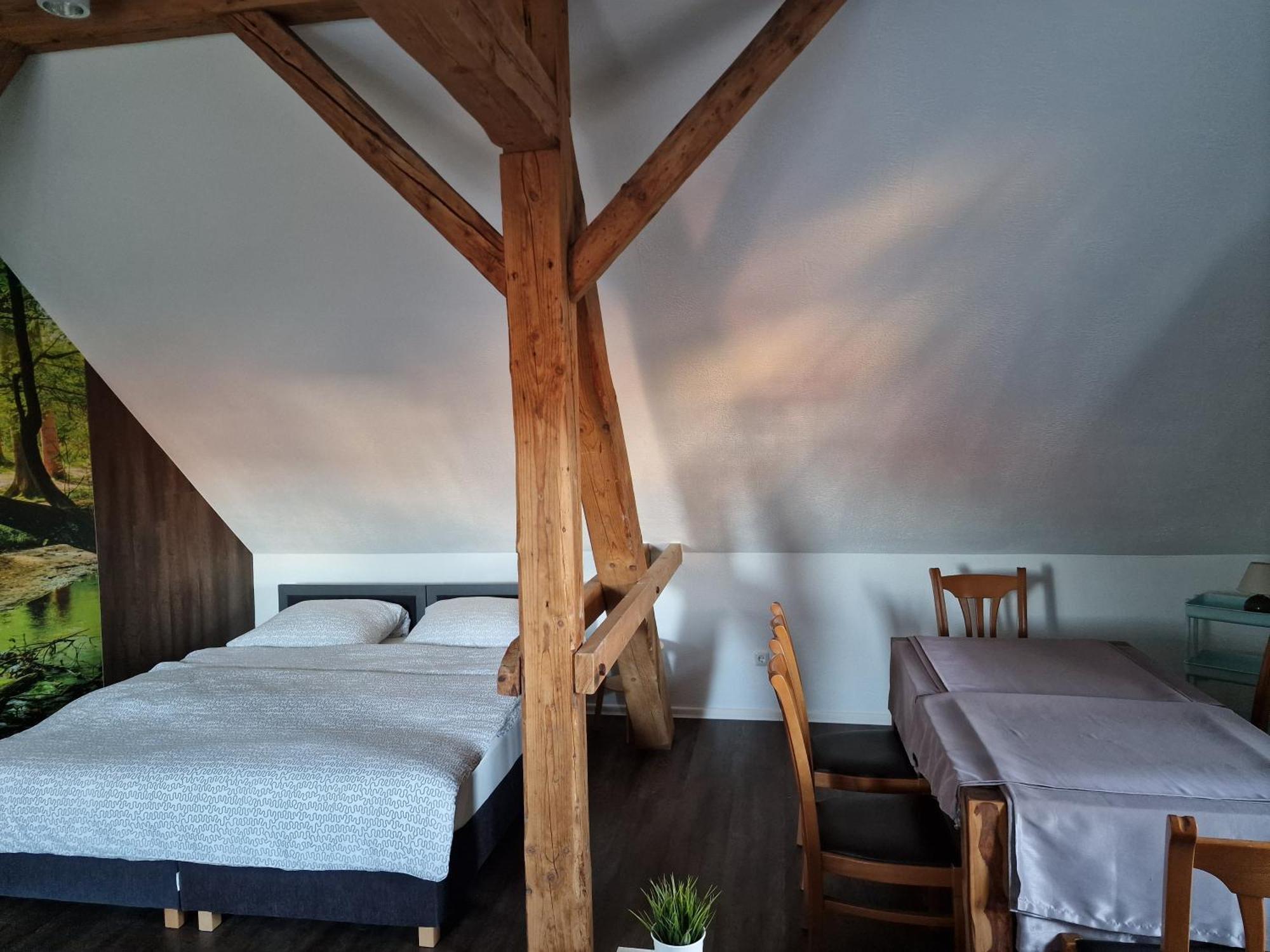Zur Sonne "Gasthaus-Bar-Events" Poppenhausen Exteriör bild