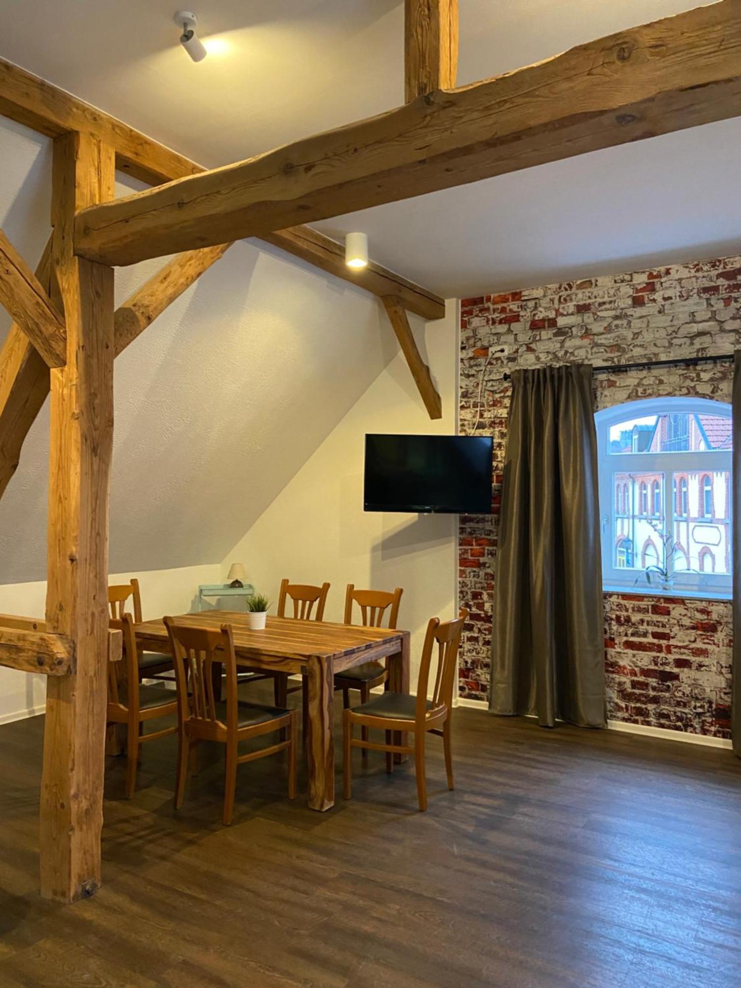 Zur Sonne "Gasthaus-Bar-Events" Poppenhausen Exteriör bild
