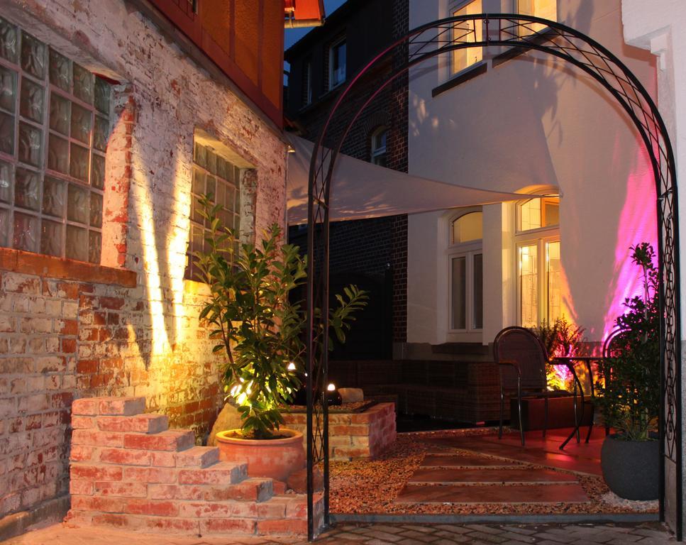 Zur Sonne "Gasthaus-Bar-Events" Poppenhausen Exteriör bild